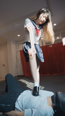 [MagicIMirror 魔镜少女]—樱崎的人肉靶子 MM-231112