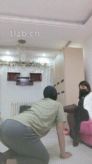 【嗯哼】高跟黑丝恋足舔虐乳骑马 bf34022