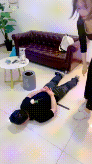 【冷鸢大大】重度耳光小白鞋踩踏转胯揪耳朵坐脸窒息 bf33888