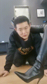 【明明】开发小姐姐长靴黑丝恋足 bf20023