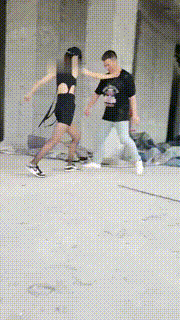 【美娜格格】户外荒地暴揍-重度耳光-踢踹-爬行-鞭打 【双视角】 bf30379_1