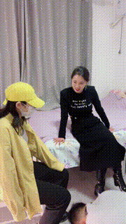 【潘妮女王】双S-前任和未婚妻一起虐-叼鞋子狗链遛狗踩踏 bf27948