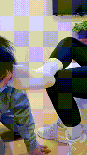 【辣姐S】小白鞋棉袜窒息羞辱贱狗 bf20388