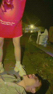 【饼干大大】户外-舔脏小白鞋-口吐喂食-白袜塞嘴-遛狗爬行 bf30885