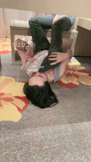 【绮怀温】桌底视角-双S-臭脚踩脚垫【完整版】 bf34151_3