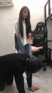 【开发素人】精神小妹文文深夜调贱畜 bf8596