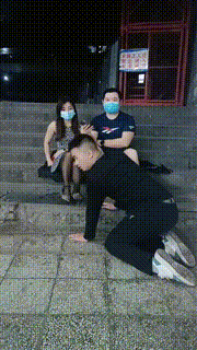 【重庆男神】情侣主户外羞辱虐待男神 bf8720