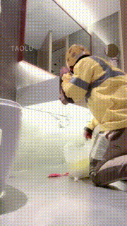 【希希子】开发外卖员诱惑成为脚底下的狗 bf8678