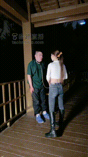 【领主老大】户外超级暴力殴打虐待跟踪狂 bf16781