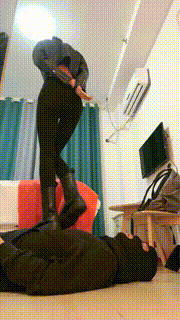 【美娜格格】短靴全体重踩踏_沉浸式舔玉足JS241023-8