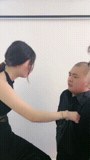 【领主老大】双S重刑-暴力耳光全体重踩踏闻舔白袜 bf25514