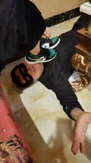 【文文文】恶毒小姐姐的脚奴 bf20333