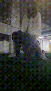 【关关】学生S小白鞋户外遛狗 bf8431