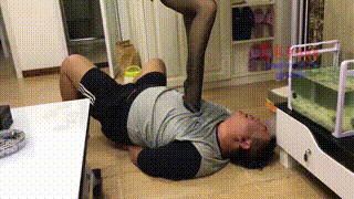 【明妃S】精彩小偷剧情(有圣水)