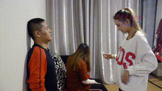 语儿与闺蜜玩虐贱人