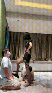 【简一】高跟黑丝御姐群调贱奴 bf14965