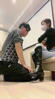 【樱木花椒】裸足踩踏深喉手脚并用耳光长靴踩白袜闻 bf28602