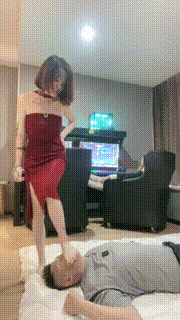 【智恩】电竞酒店-三人修女妹妹哥哥反被调-踩踏滴蜡耳光-喂口水 bf29442