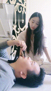 【猫神大人】挑战吞黑丝_滴蜡窒息_口水滴眼球【双视角版】bf10668