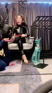 【梦露】可怜卑微的脚垫 bf24324