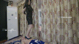 【奴隶岛】—转盘高跟踩踏游戏