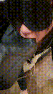 【微甜】狗笼母畜-舔长靴踩踏 JS23031001