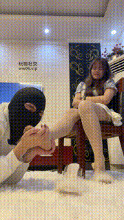 【小莞】可爱学生主丝袜脚下奴JS241226-40