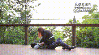 【黑丝诱惑】沐沐首次室外公园调教偶遇路人 YC-220427-6