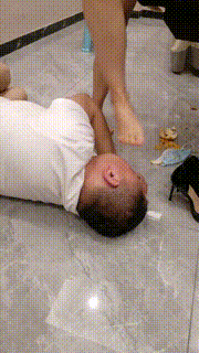 【乔伊】做素人技师的脚奴才【三视角版】JS250316-24_01