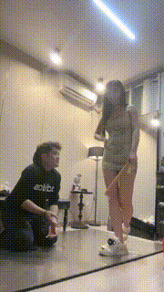 【伊楠】暴力调-惩戒打手心高跟踩踏裸足插嘴踩脸 bf34001