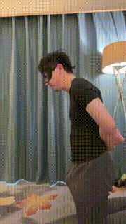 【筱月】车模强迫狗吃白袜胶带封嘴耳光 bf24671