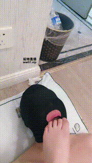 【羽染】近距离玉足狂舔JS250323-29