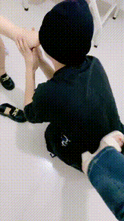 【白婉儿】和闺蜜一起踩虐抖M男友 bf33355