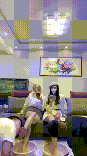 【牙乖乖】姐妹花刑虐强迫虐素人狗【四视角版】 bf21180_1