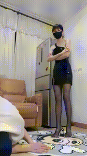 【暴力美学】暴力催收-电击鞋踹头插嘴踩脖窒息 bf33521