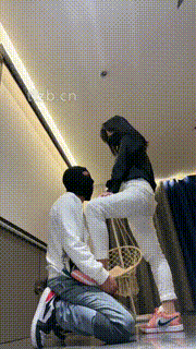 【辣姐】运动鞋全体重踩船袜脚插嘴吃袜子口水吐脸 bf34091