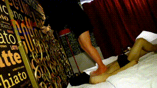 【奴隶岛】—婷婷红色丝袜惩罚钟点工