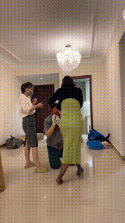 【梓夫人】双S暴力虐打装修工人【完整版】 bf29646_1