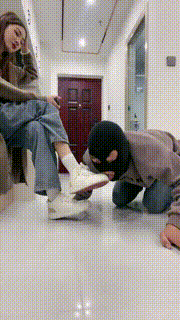 【惜沫】强制闻小白鞋棉袜袜子塞嘴强迫吃 bf25748