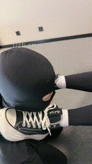 【潘妮女王】网瘾少年得用臭脚治疗 bf33977