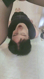 【蒂娜女神S】高跟丝袜圣水赏赐贱狗 bf21073