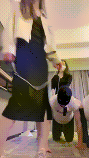 【诗诗】姐妹花玩狗-深喉转胯骑马【双视角版】 bf20477_1