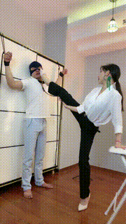 【芷晴】白领把家奴吊绑重度鞭打 bf11975