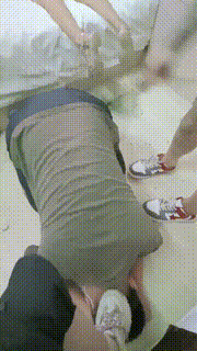 【十三娘】母女S场-舔闻脏运动鞋-喝圣水-嘴洗袜子-胯下乳 bf30400