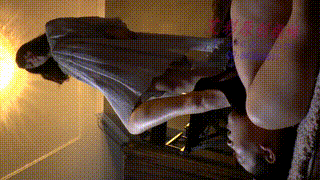 馨雨长腿踩脖子