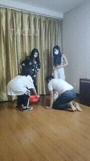 【最抗揍M】被精神小妹群殴 bf11299