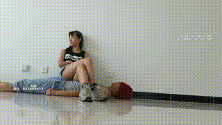 【00后天使女主】运动装坐身+棉袜踩全身!