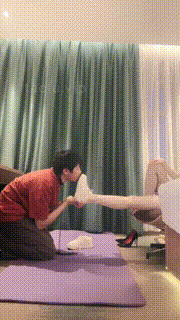 【不期而遇】体验圣水强制喝-超喜欢舔脏鞋-诱惑网袜棉袜 bf30156