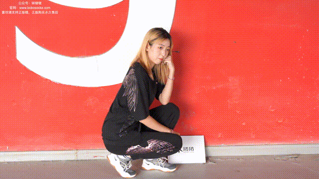 NO.018 木木-运动鞋、白棉袜、裸足