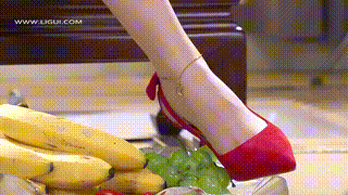 【丽柜】 2020.10.06 HD视频《水果恋上丝》兔子